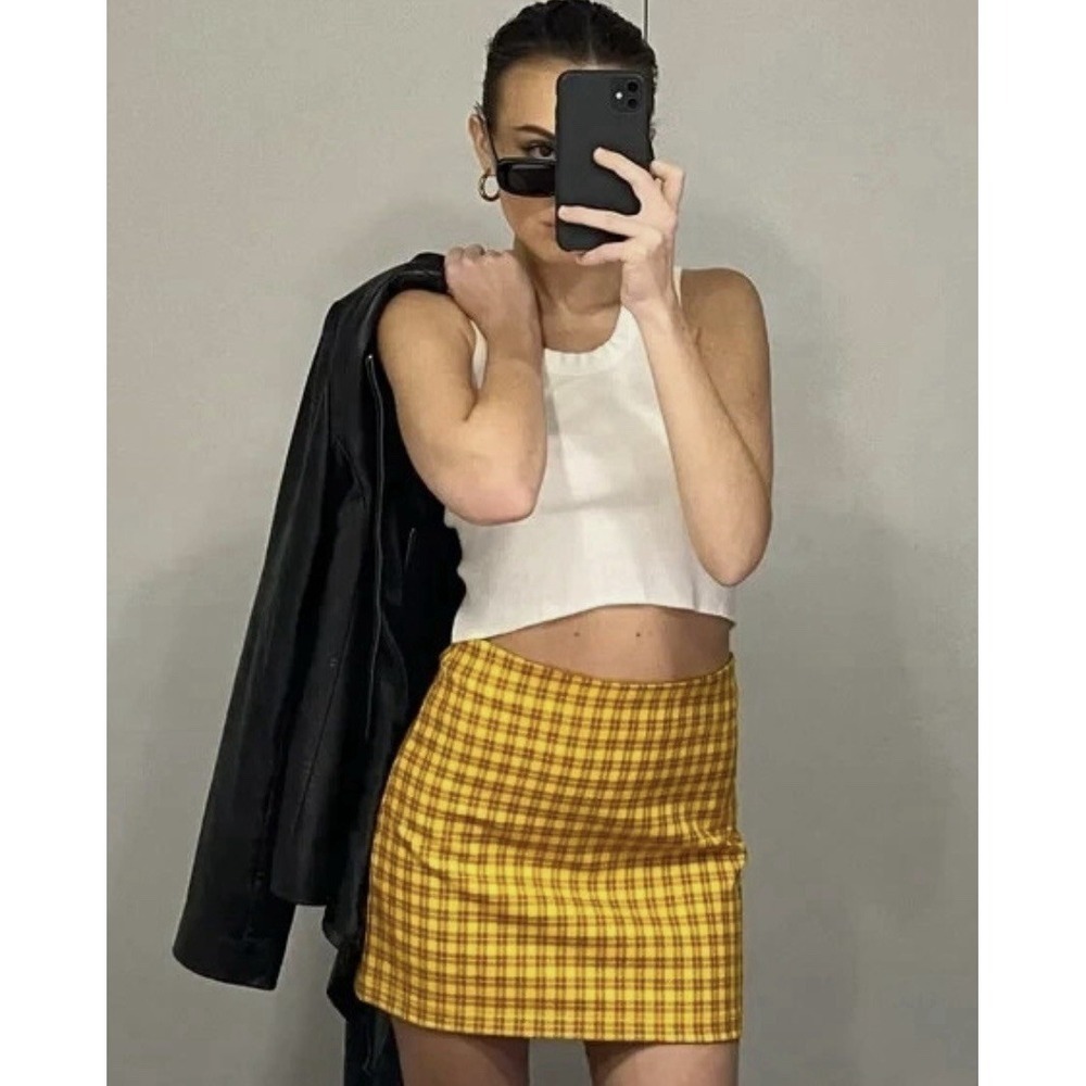 Urban Outfitters Gretchen Plaid Pelmet Mini Skirt Size XL Yellow NWT - Picture 2 of 10